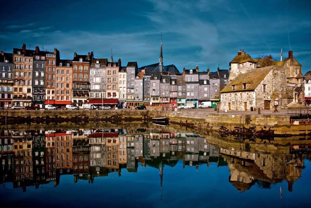 Le Petit Nid D'Honfleur Apartment ภายนอก รูปภาพ